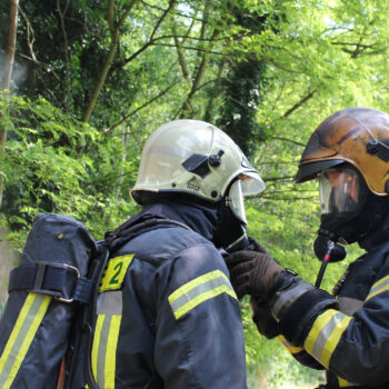 Feuerwehrmänner im Brandeinsatz